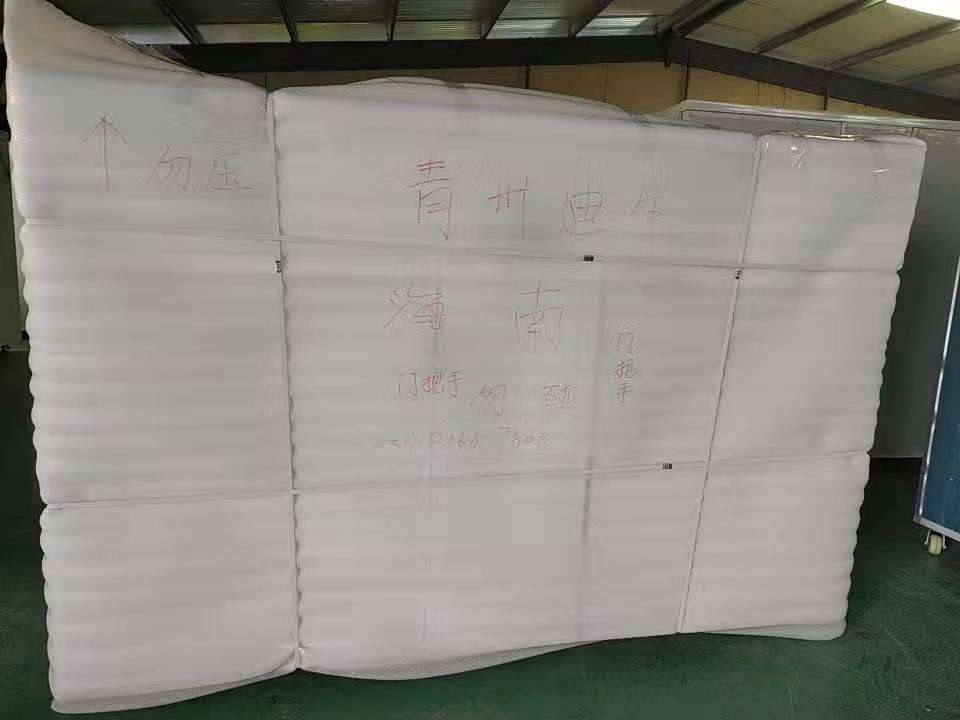 海南客户的豆芽机发货